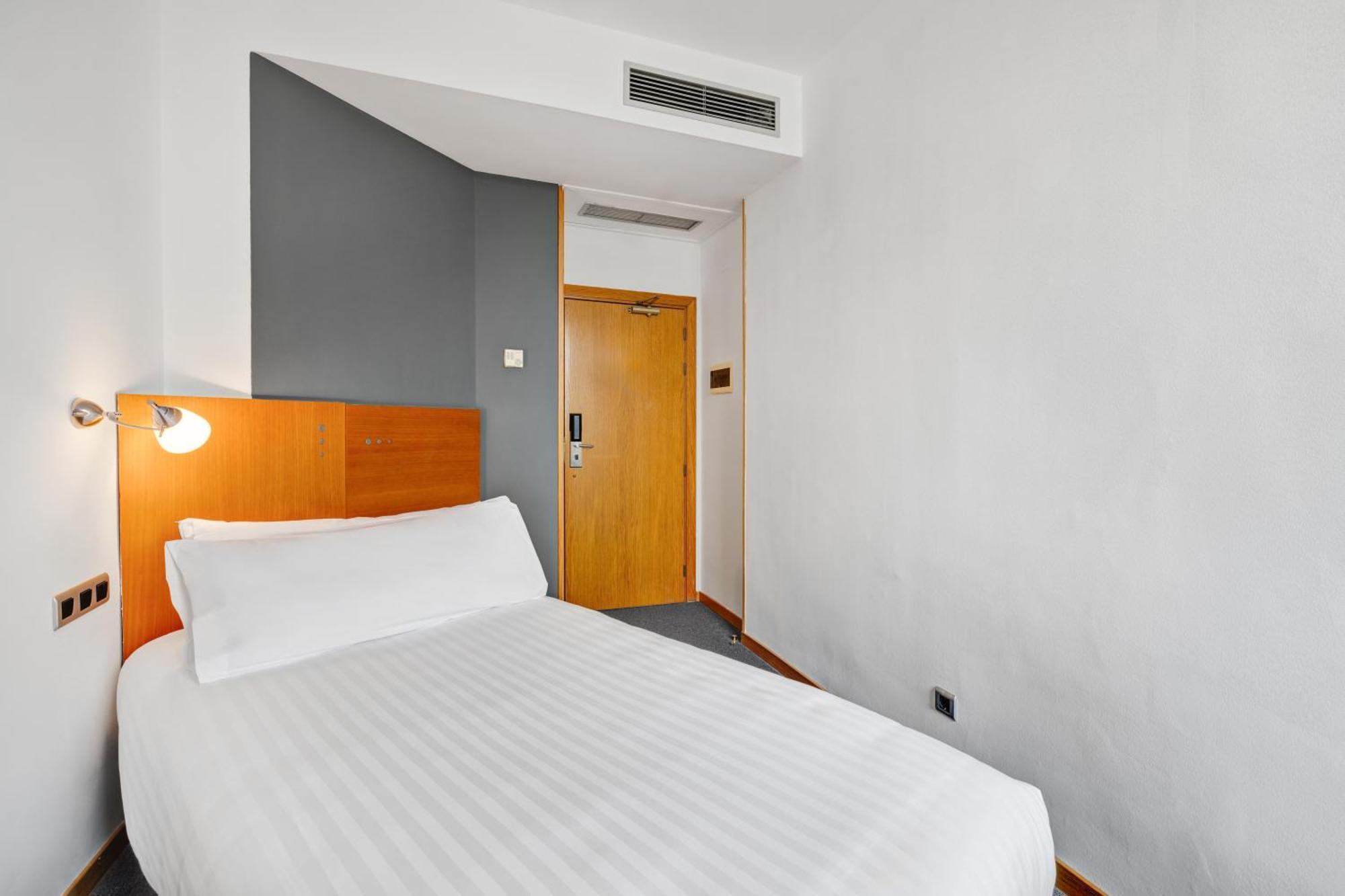 B&B Hotel Barcelona Mollet Porta De Gallecs Mollet del Vallès Dış mekan fotoğraf