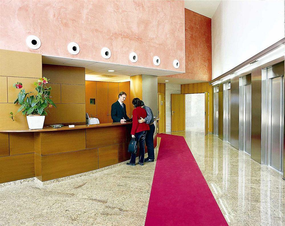 B&B Hotel Barcelona Mollet Porta De Gallecs Mollet del Vallès İç mekan fotoğraf